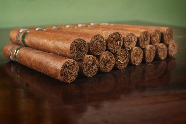 1876 Reserve Churchill Cigars: A Refined Smoking Experience